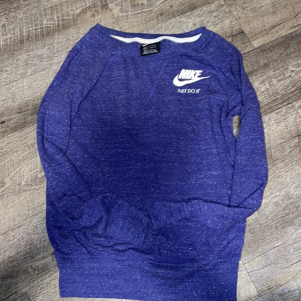 Long sleeve Nike shirt